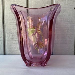 Fenton Glass Meadow Berry on Madras Pink Tall Square Vase